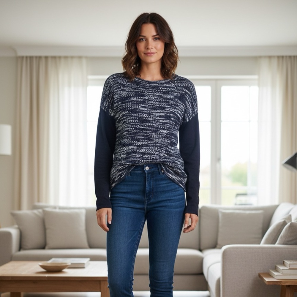 Karen Millen Navy and Cream Knit Top